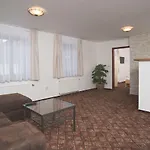 Familia בית הארחה 3*