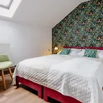 בית הארחה Familia 3*