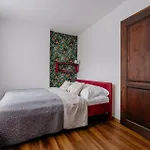 בית הארחה Familia