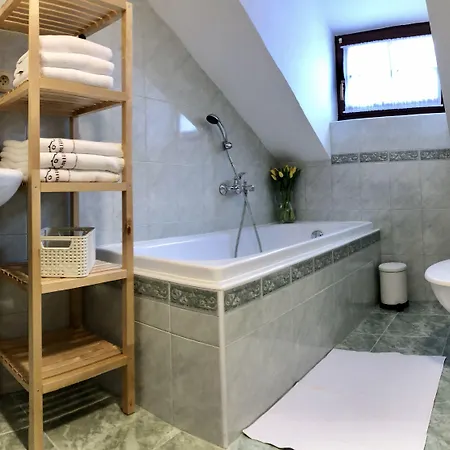 Familia 3* Cesky Krumlov